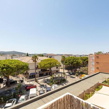 Le Blue Sea - Appt Classe 3 Etoiles A 650M De La Plage Le Lavandou Buitenkant foto