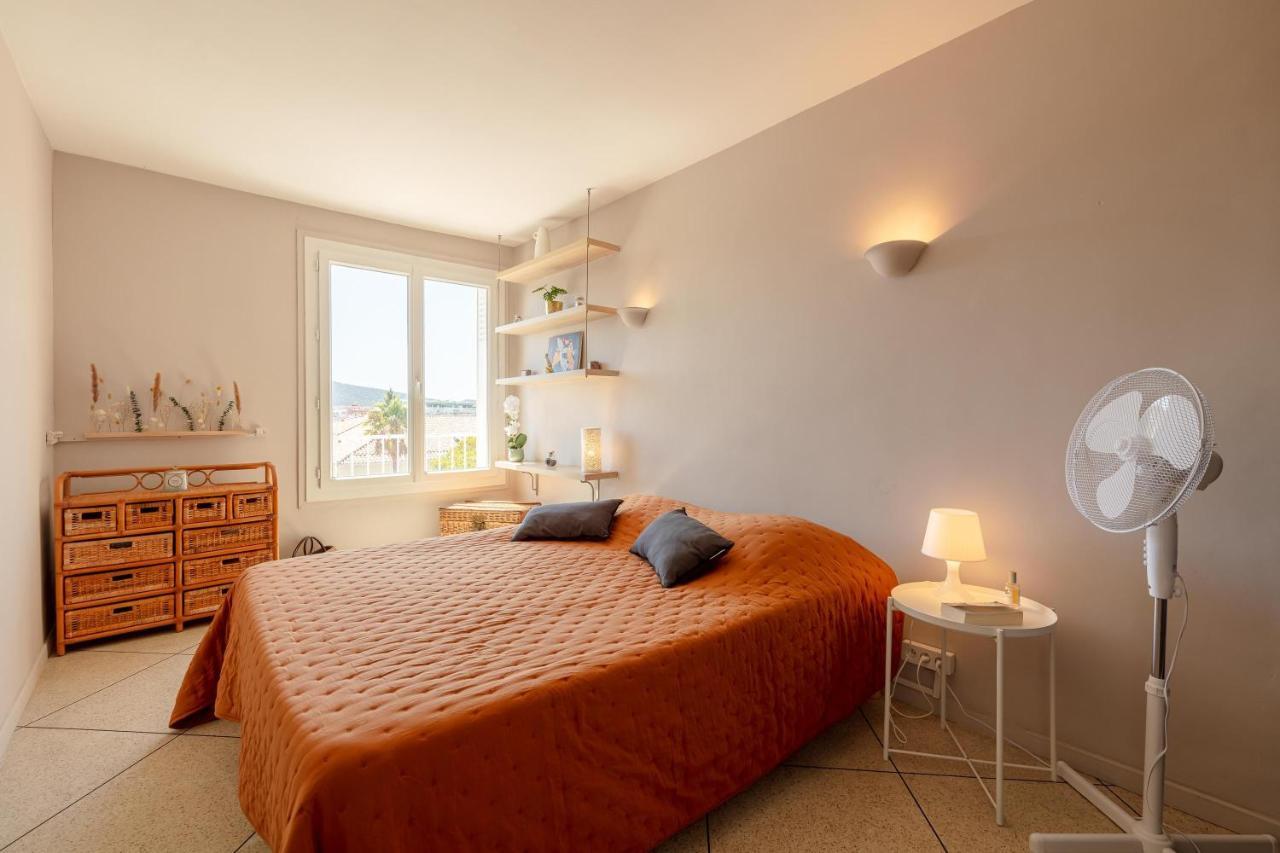 Le Blue Sea - Appt Classe 3 Etoiles A 650M De La Plage Le Lavandou Buitenkant foto