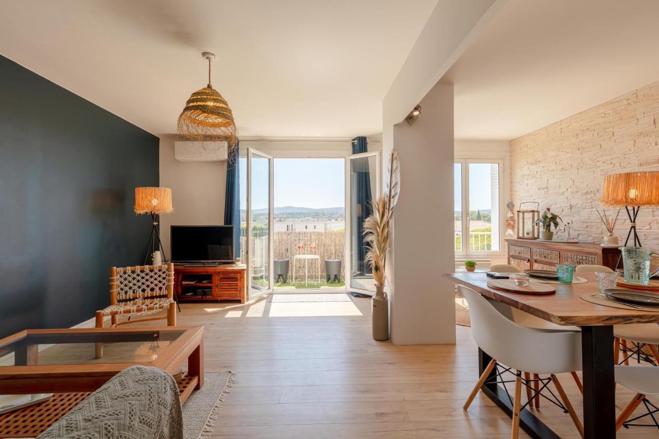 Le Blue Sea - Appt Classe 3 Etoiles A 650M De La Plage Le Lavandou Buitenkant foto